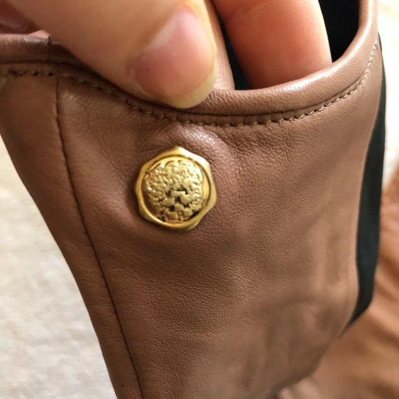 Vince Camuto Leather Gloves - Picture 8 of 8